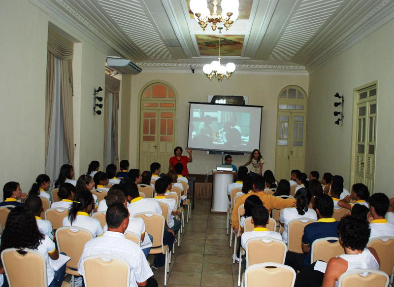Palácio Museu promove sessão especial de cinema para estudantes